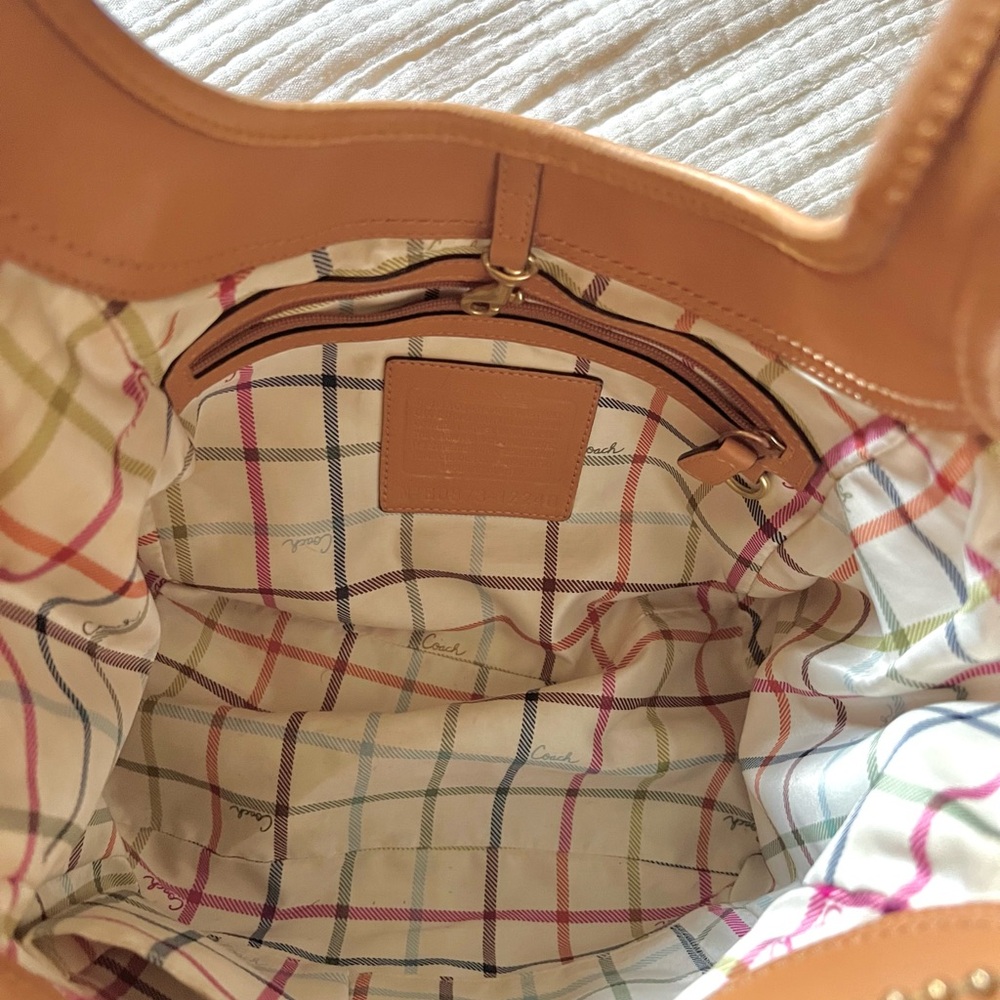 Coach Ergo Tan Shoulder Bag - Picture 5 of 7